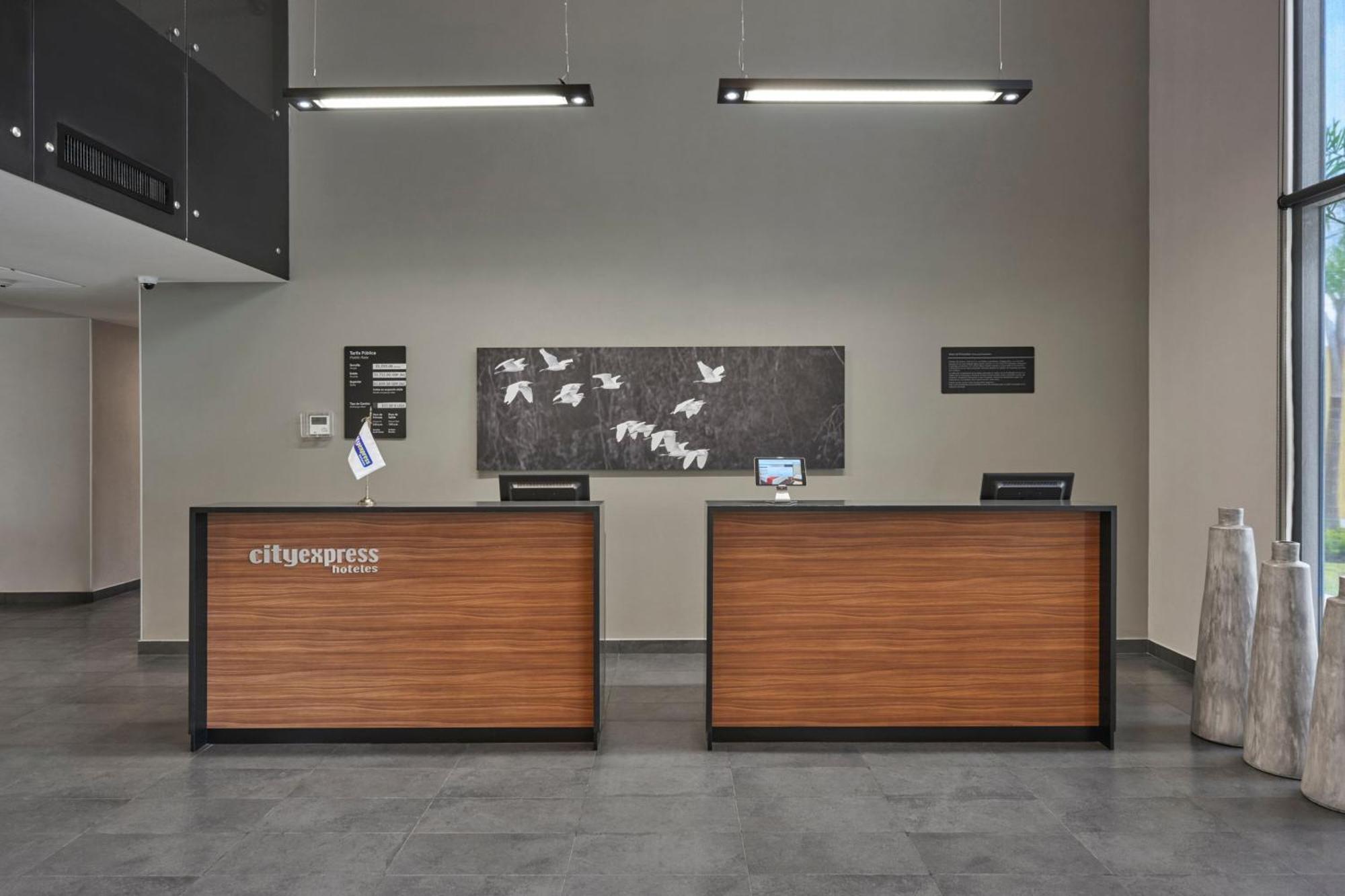 City Express By Marriott Caborca Heroica Caborca Екстериор снимка