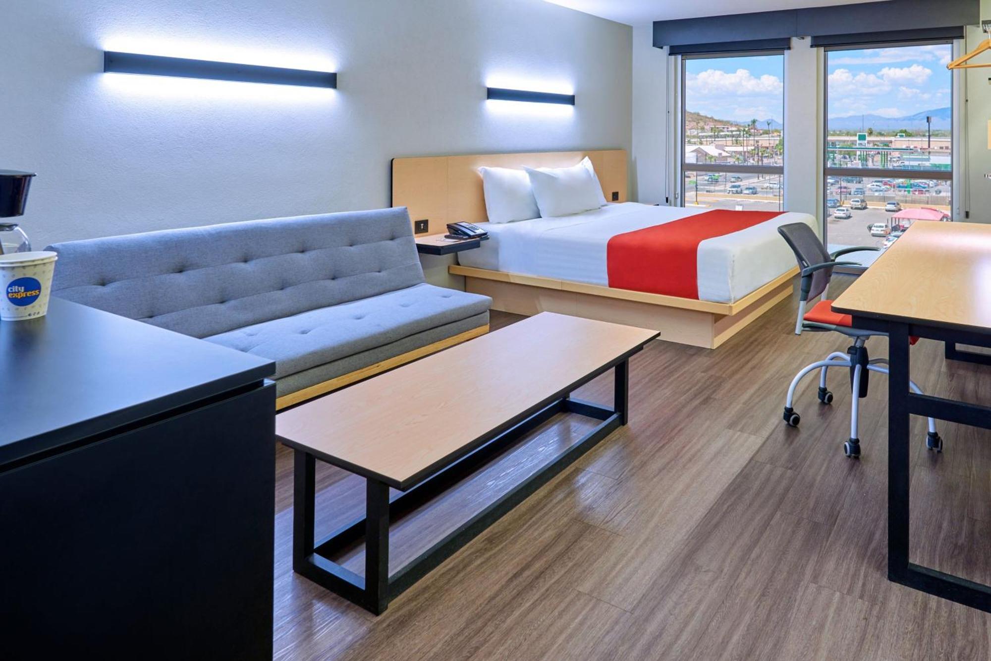 City Express By Marriott Caborca Heroica Caborca Екстериор снимка