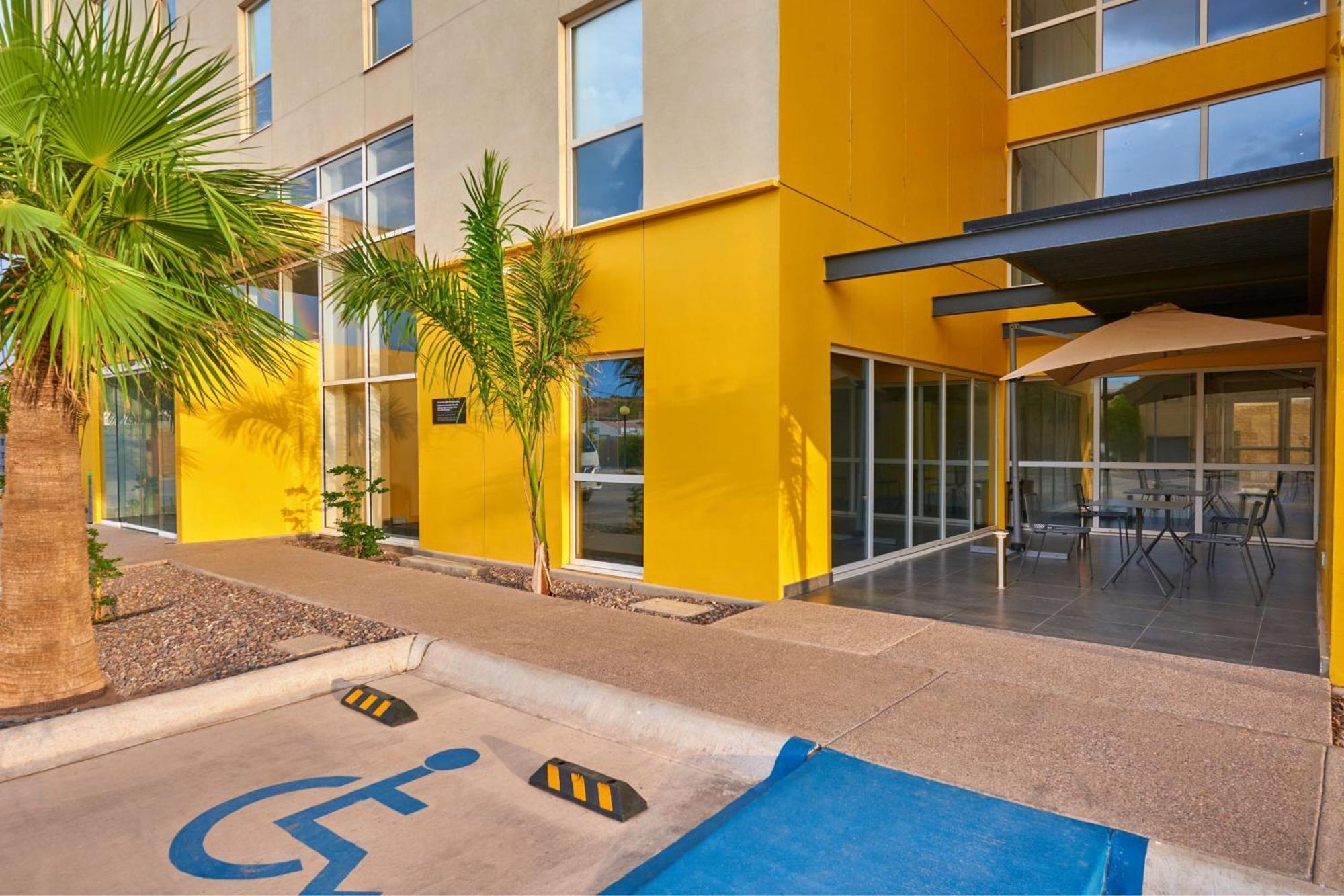 City Express By Marriott Caborca Heroica Caborca Екстериор снимка